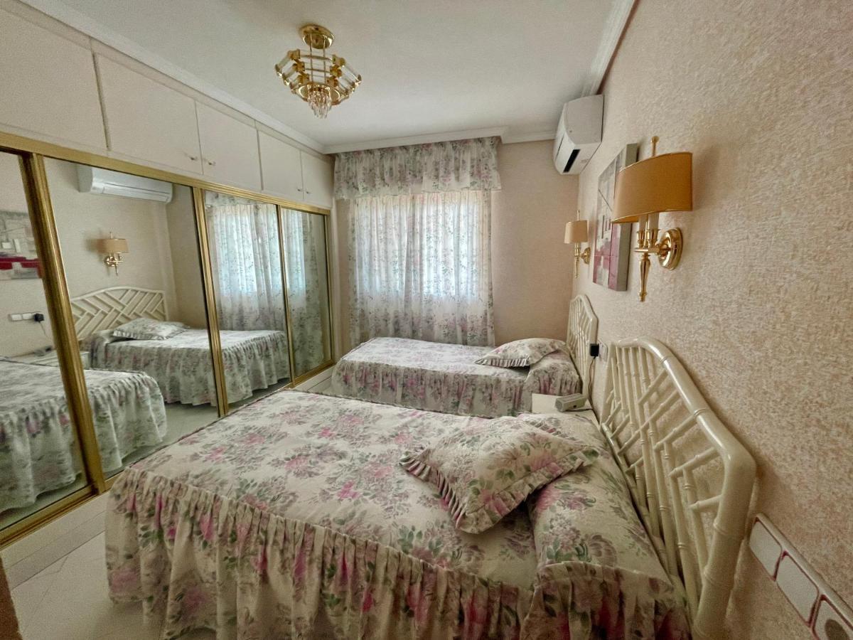Apartamento Turistico La Pinta Planta 18 Benidorm Exteriér fotografie